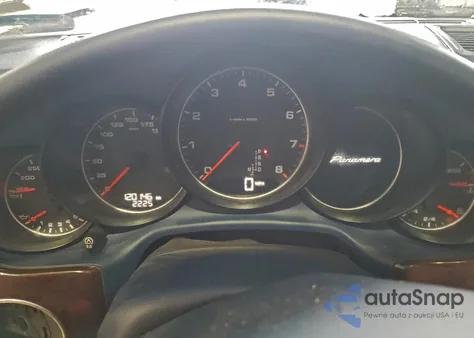 2011 Porsche Panamera 2 z USA, uszkodzony, nr VIN WP0AA2A72BL019384